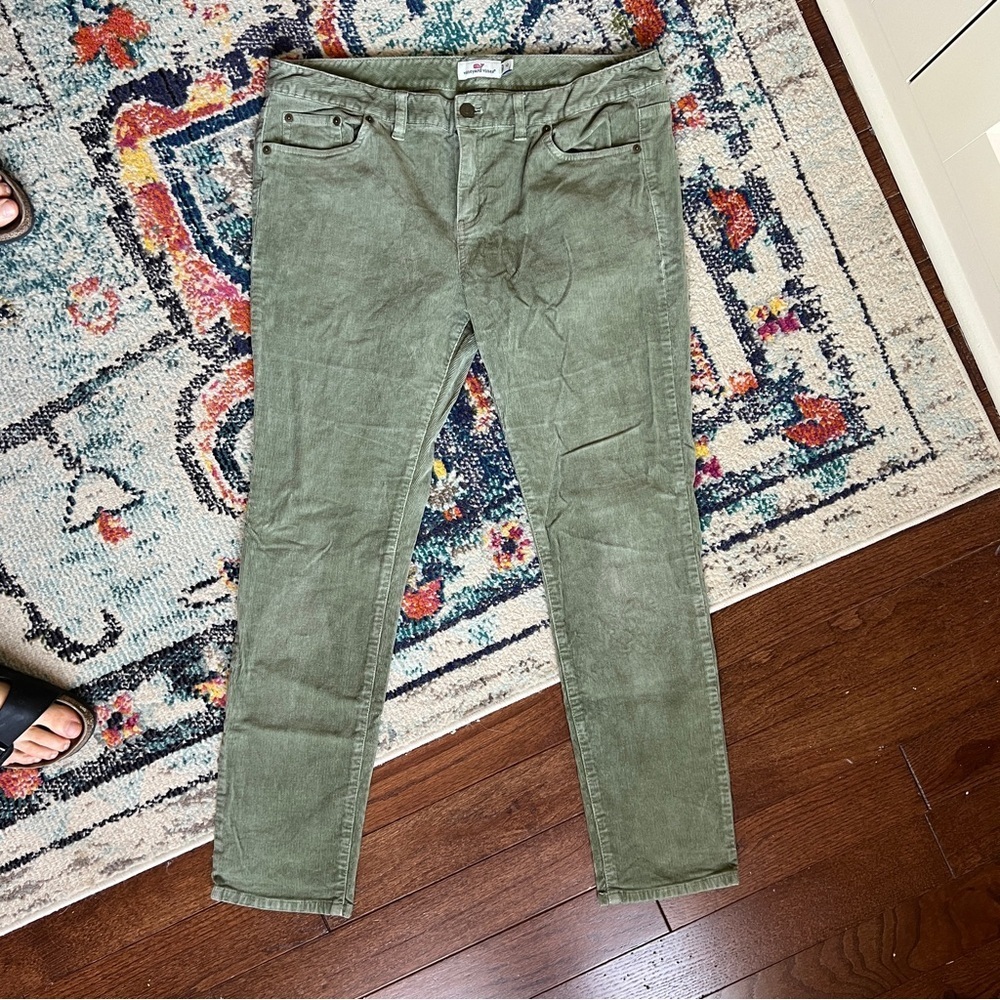 Vineyard vines corduroy, Green skinny pants size 12